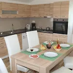 Apartman Lavanda With Three Bedrooms - Ta Leut Agency Privlaka (Zadar)