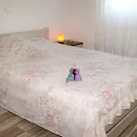 Apartman Lavanda With Three Bedrooms - Ta Leut Agency Privlaka (Zadar)